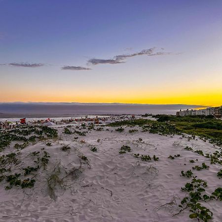 Incrivel Apto A 800M Da Praia Do Forte - Cabo Frio Bagian luar foto